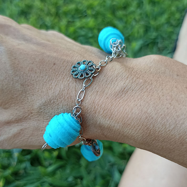 Bracciale Azzurro Cielo - Gioielli fatti a mano