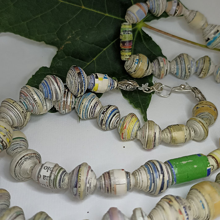 Collana Carta Incantata - Gioielli fatti a mano
